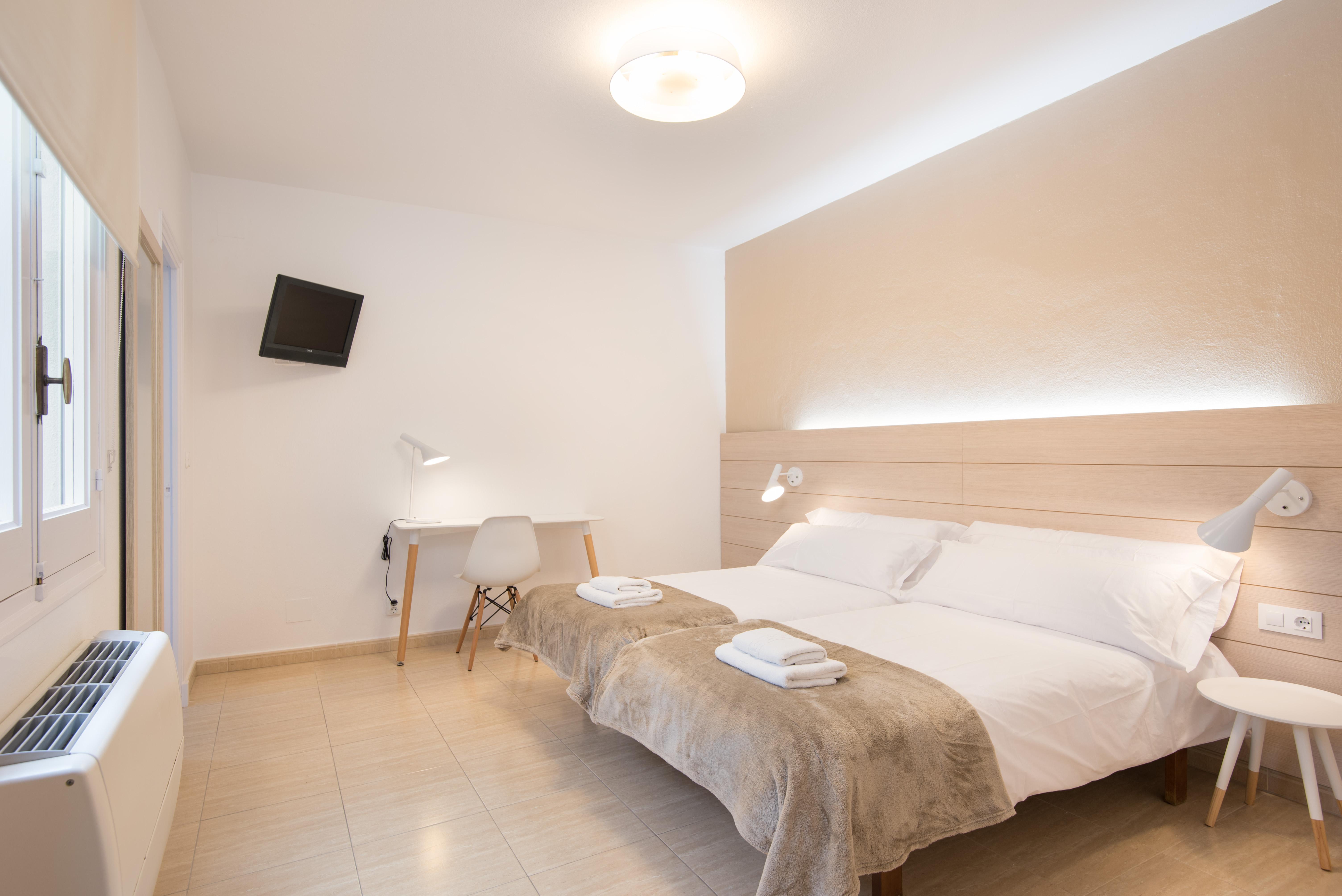 Hostal Jume - Urban Rooms Mahon  Exterior photo