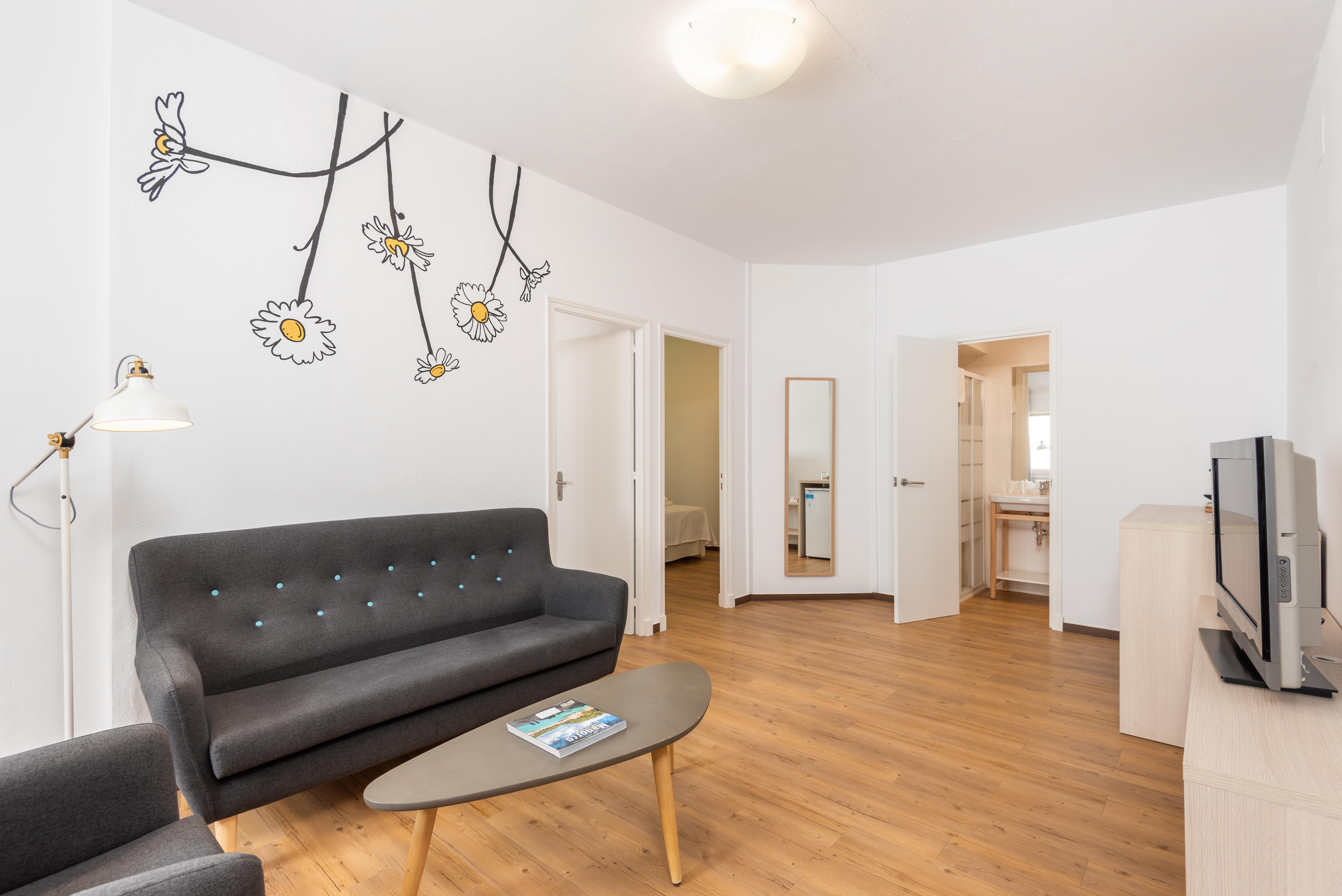 Hostal Jume - Urban Rooms Mahon  Exterior photo
