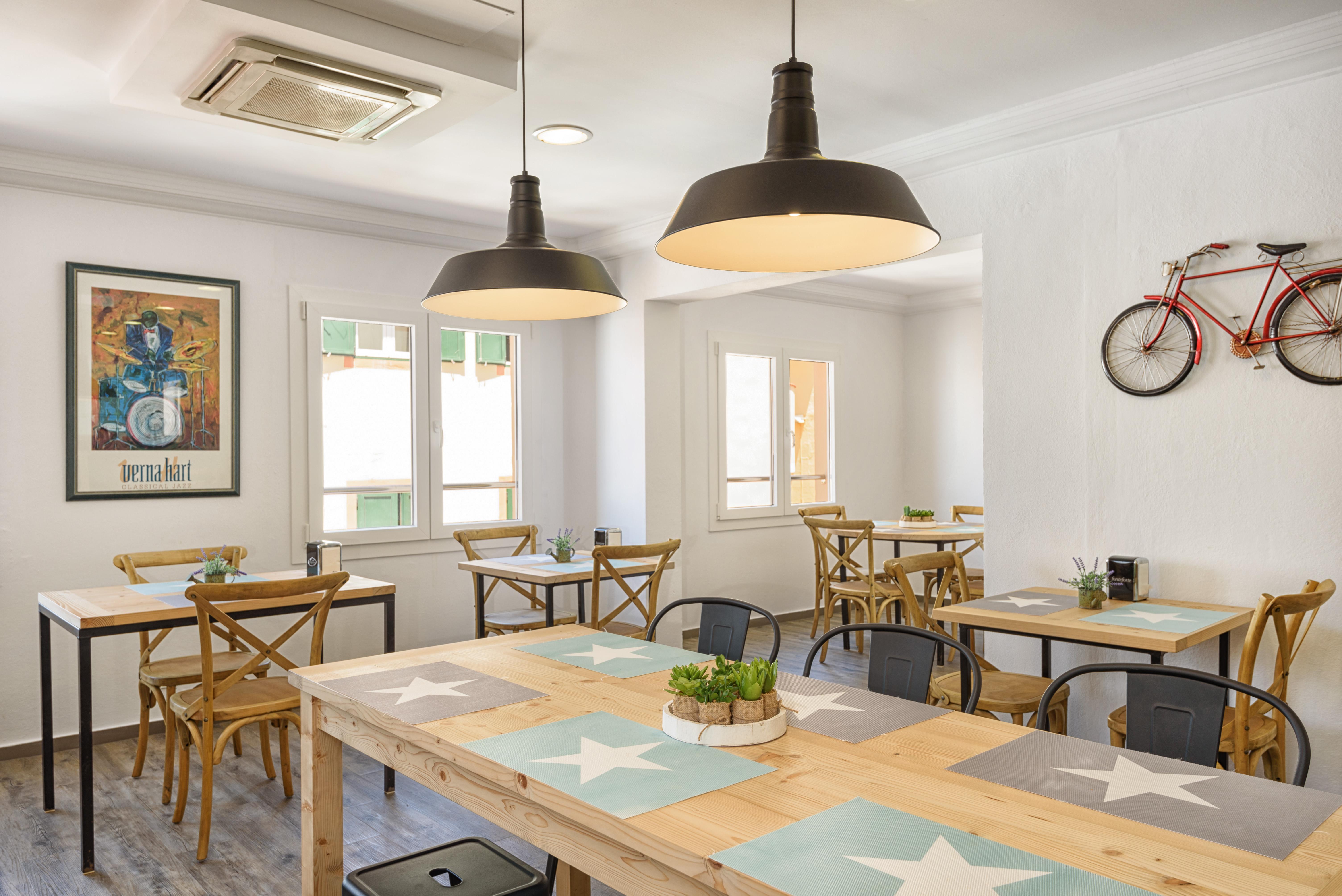 Hostal Jume - Urban Rooms Mahon  Exterior photo