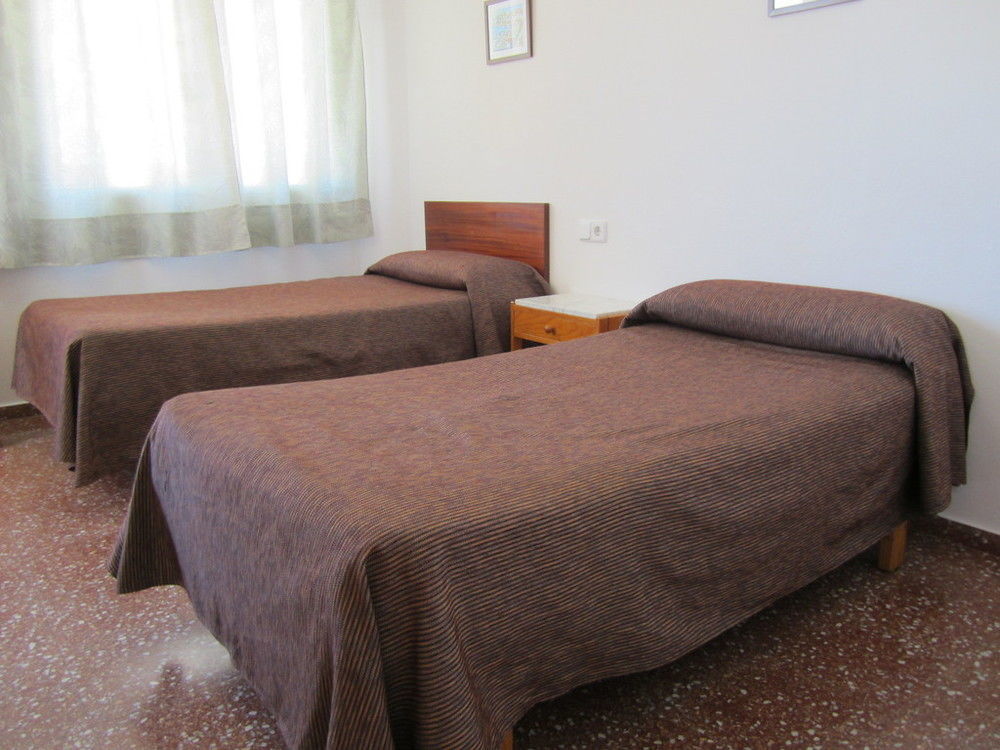 Hostal Jume - Urban Rooms Mahon  Exterior photo