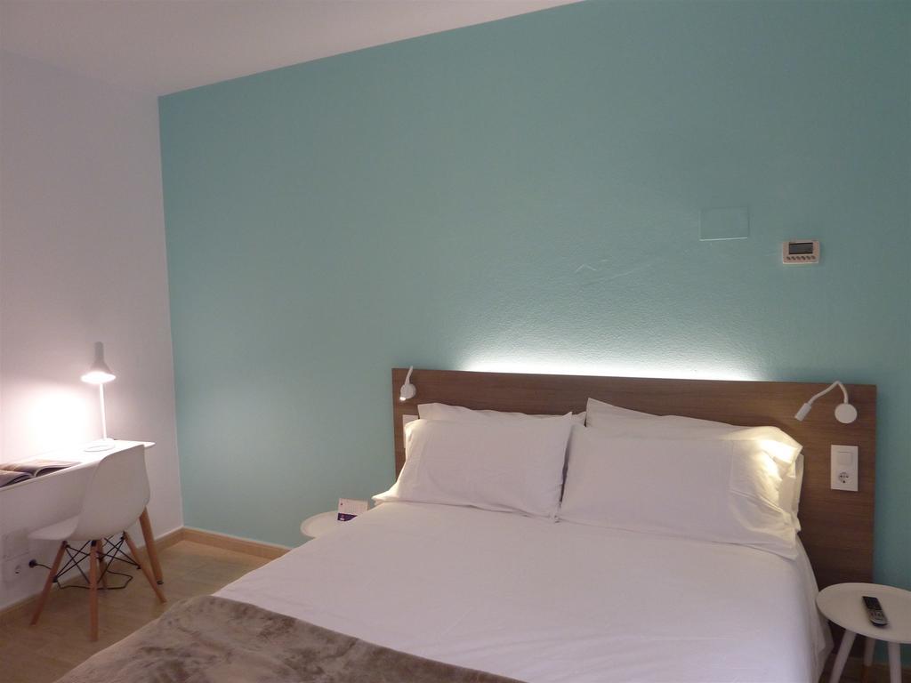 Hostal Jume - Urban Rooms Mahon  Exterior photo